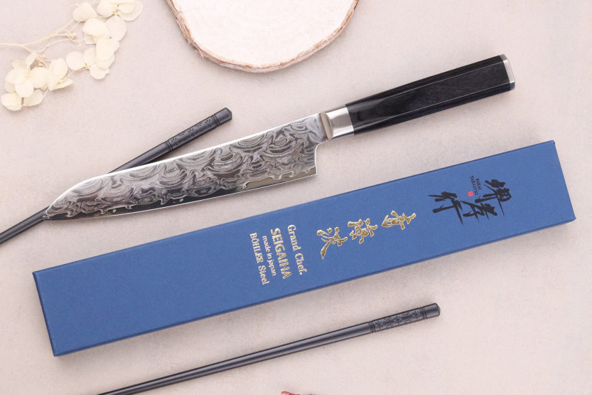 Universalmesser 15cm japanisch Sakai Takayuki Grand Chef Seigaiha Damast 45 Schichten
