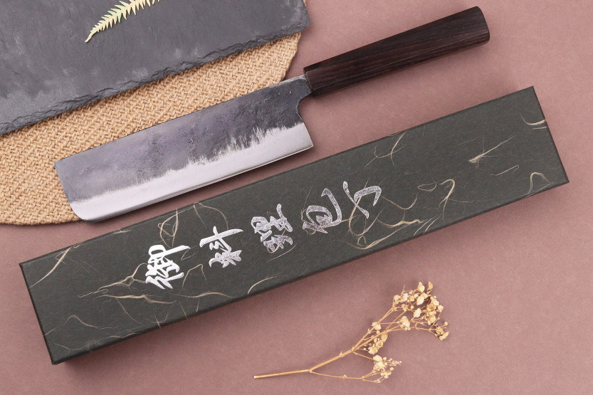 Yuzo Shinju BS2 16,5 cm japansk håndlavet nakiri-kniv