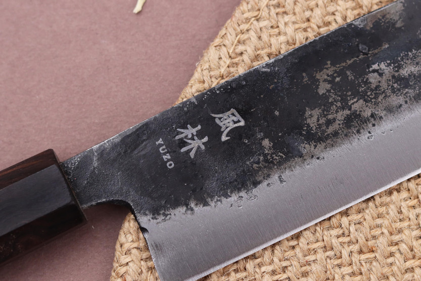 Yuzo Shinju BS2 12cm handgjord japansk nakirikniv
