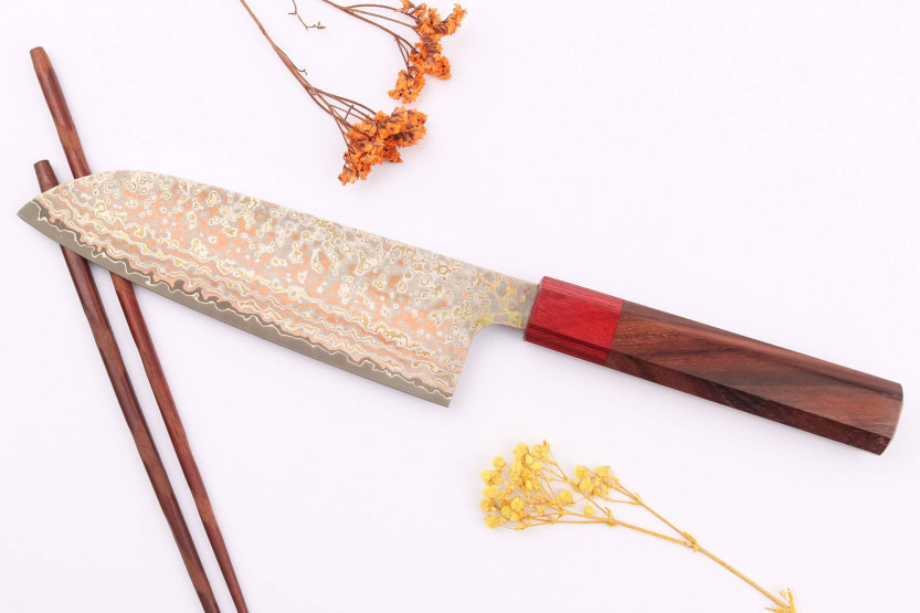 VG10 Rainbow Nashiji Takeshi Saji 16.5cm Japans santoku mes