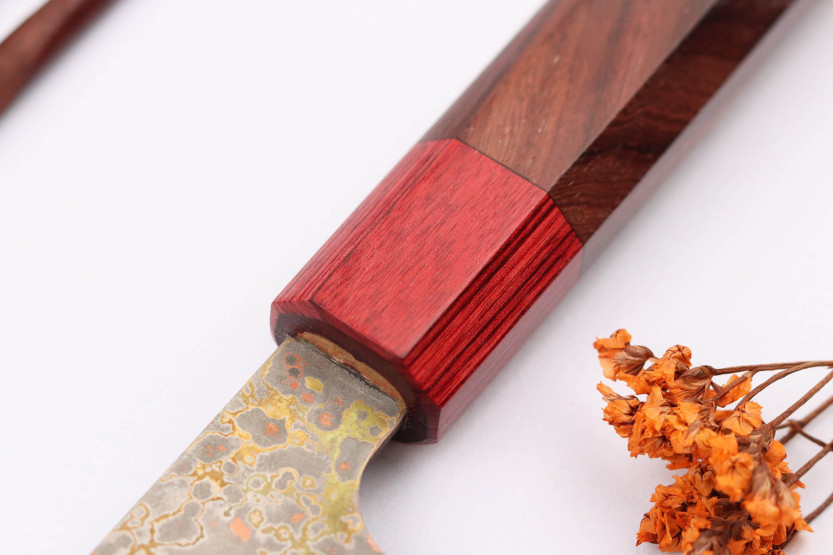 VG10 Rainbow Nashiji Takeshi Saji 16.5cm Japans santoku mes