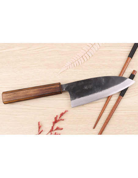 Faca japonesa artesanal Hidetsune BS2 13,5cm deba