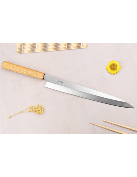 Tsunehisa AUS-8 30 cm håndlavet japansk yanagibakniv med egetræshåndtag