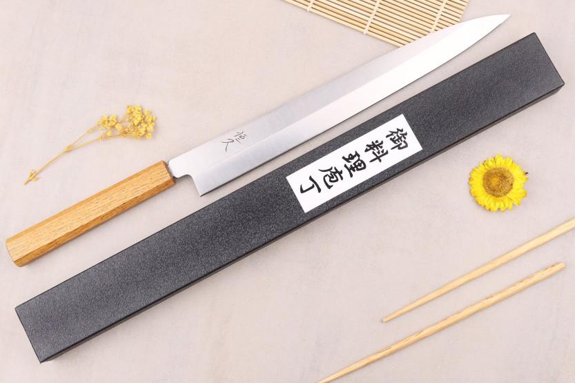 Tsunehisa AUS-8 30 cm håndlavet japansk yanagibakniv med egetræshåndtag