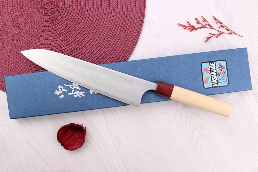 Coltello da cuoco giapponese Masakage Yuki Shirogami 2 24 cm fatto a mano