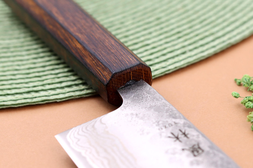 16,5cm Yuzo Enju Damaskus 440C handgjord japansk nakiri-kniv
