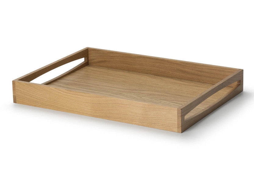 Rectangular serving tray with Continenta handles in oak 49x35x6.3cm