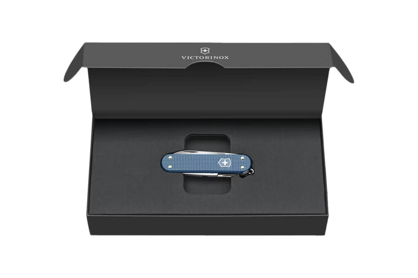 Victorinox Classic SD Alox -taittoveitsi Glacier Blue Limited Edition 2026 - Rajoitettu erä 2026