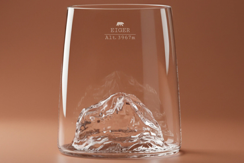 Sett med 4 Alaskan Maker Topographic Swiss Edition krystall shotglass