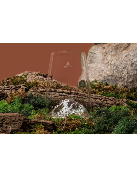 Langes Spirituosenglas Alaskan Maker Topographic Etna aus Kristallglas