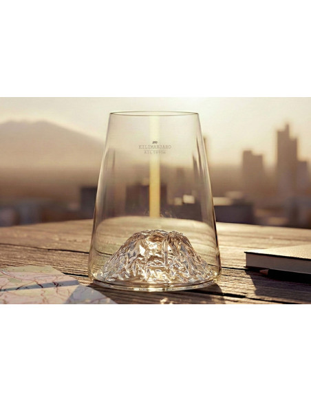 Verre à spiritueux long Alaskan Maker Topographic Kilimanjaro en verre cristallin