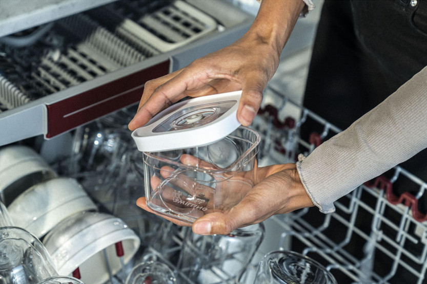 6-delt sæt Zwilling Fresh & Save Cube størrelse S 4 dåser + 1 indsats + 1 markør