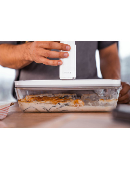 Zwilling Fresh & Save vacuum gratin dish in borosilicate glass