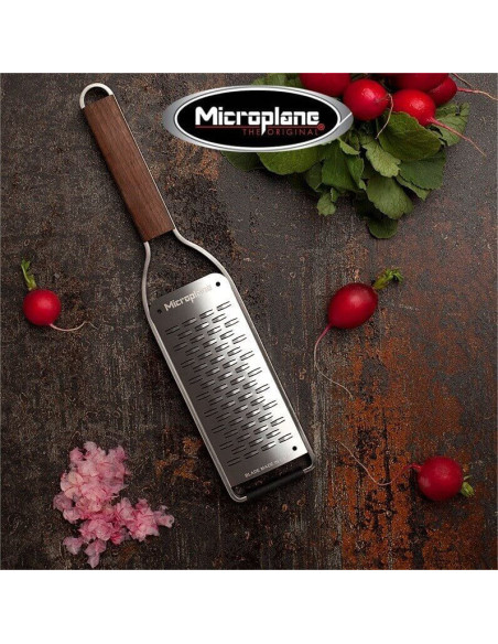 Microplane Master dubbeleggad rasp valnötshandtag