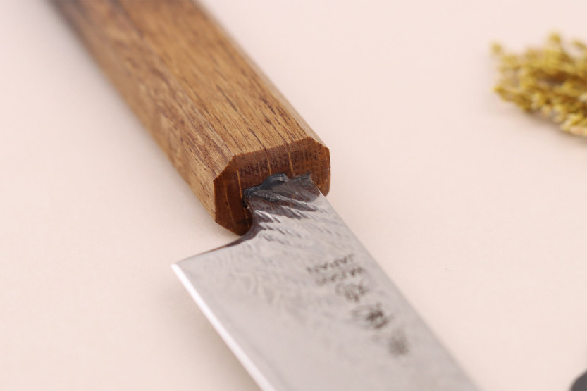 Japanisches Universalmesser 13,5cm handgefertigt Wusaki Nawame AUS10 Damast