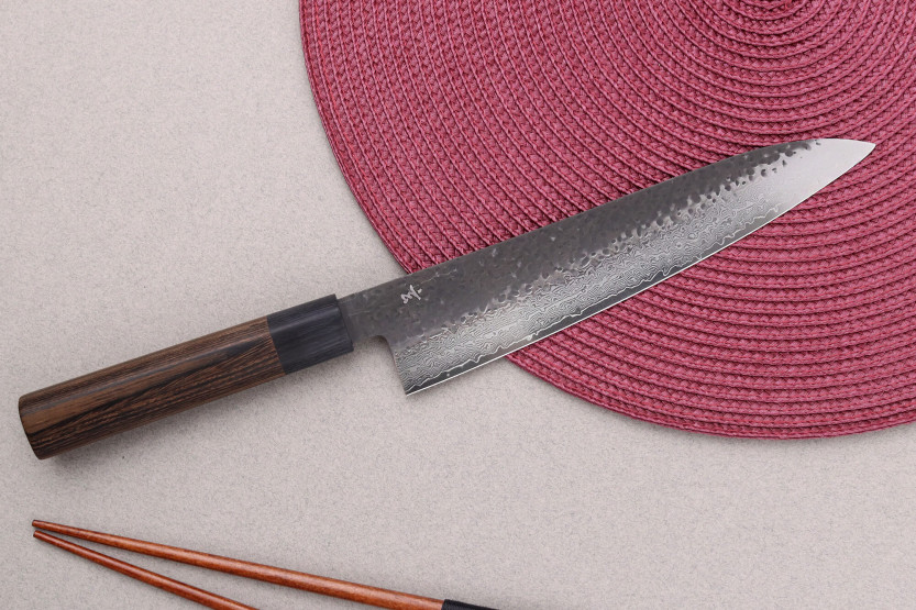 Coltello da cuoco giapponese Shizu Hamono Gen VG10 Damascus da 21 cm