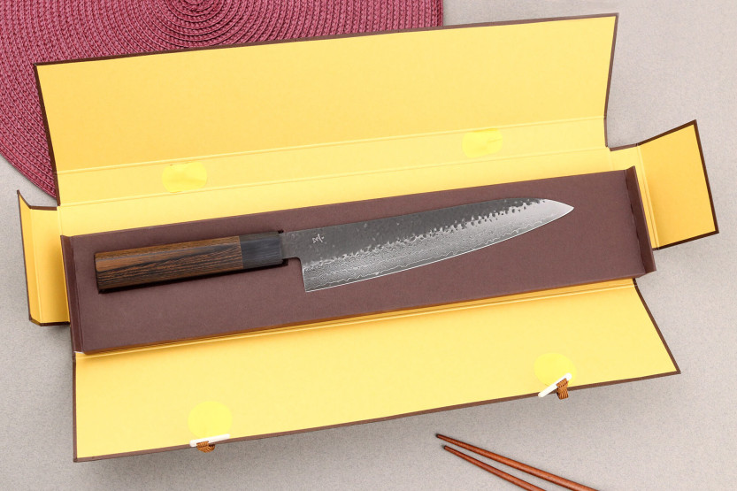 Cuchillo de cocinero japonés Shizu Hamono Gen VG10 Damasco de 21cm