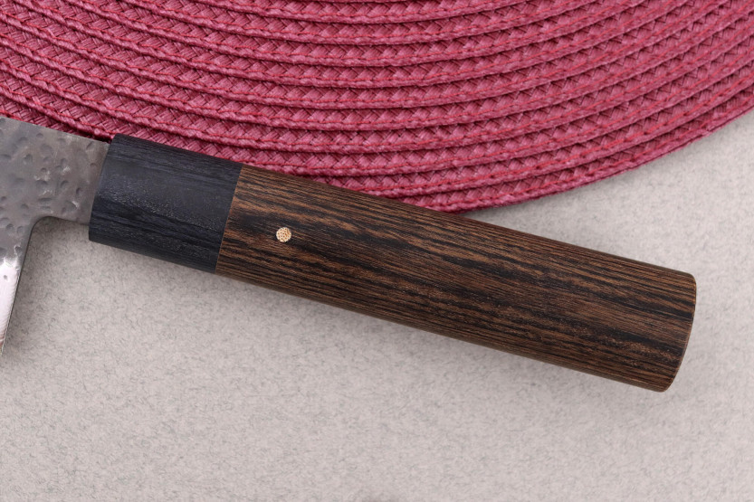Shizu Hamono Gen VG10 Damaskus 24 cm japansk kokkekniv