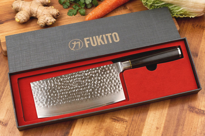 Coltello da cuoco cinese Fukito 17cm Ebano Damasco martellato