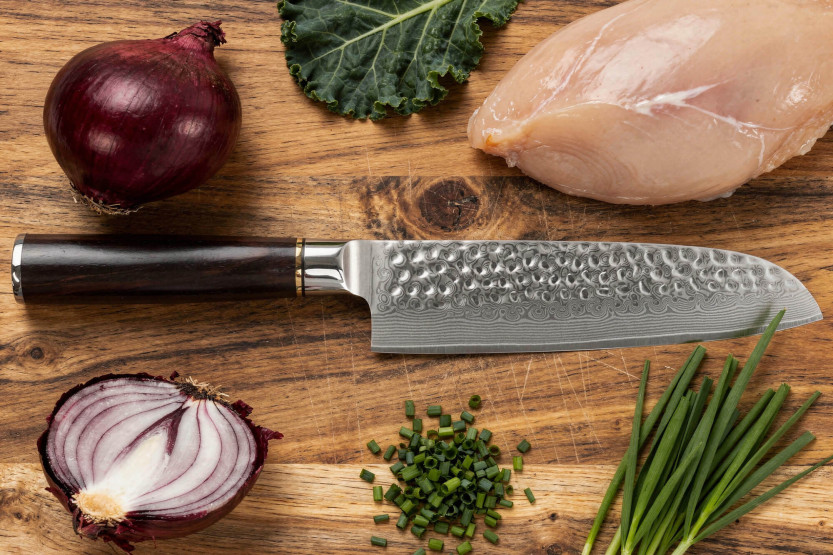 17cm Fukito Ebony Damascus Damascus vasaroitu santoku veitsi