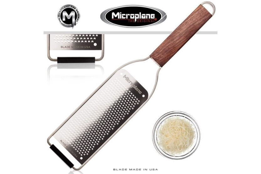 Escofina Microplane Master de grano fino con mango de nogal