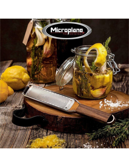 Microplane Master Reibe-Zesser Walnussholzgriff