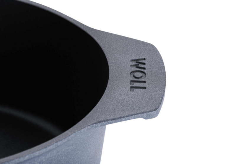 Caçarola oval Woll Diamond Lite em alumínio fundido + pegas amovíveis em polímero