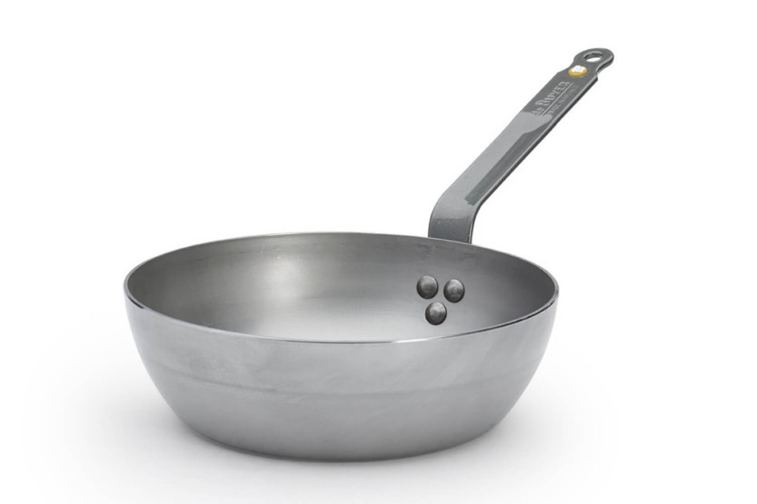 Maalaispaistinpannu korkea reuna De Buyer Minéral B Element rautaa 24cm