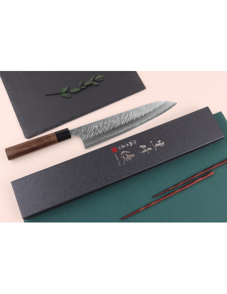 Faca de chef japonesa Yu Kurosaki Fujin 24cm SG2 feita à mão