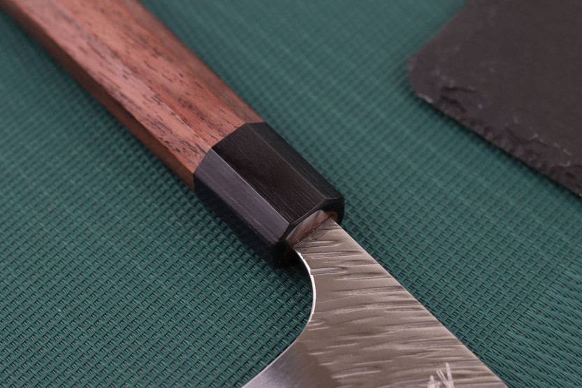 Yu Kurosaki Fujin 21 cm SG2 håndlavet japansk kokkekniv