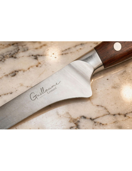 Guillaume Leonard Cuistot 25cm ham knife in stainless steel and red sandalwood
