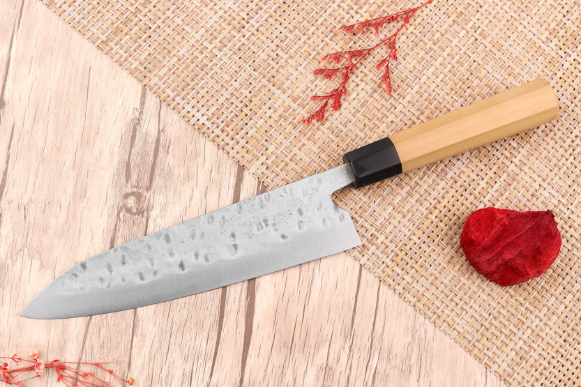 Faca de chef japonesa Fujiwara Maboroshi 21 cm feita à mão com cabo de magnólia