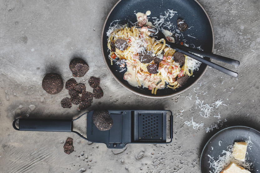 Microplane Black Sheep 2 in 1 truffle rasp