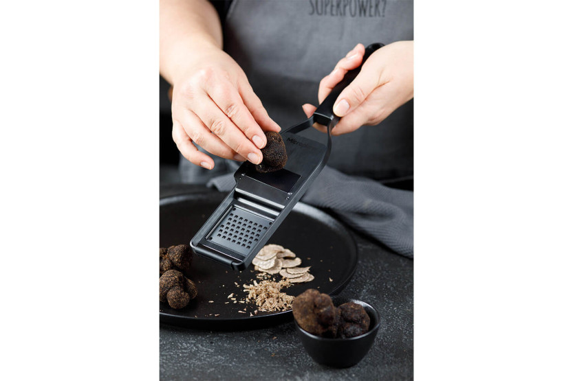Microplane Black Sheep 2 in 1 truffle rasp