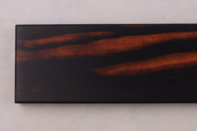 Essences Creations, magnete da bar a 6 posti in ebano Macassar di 45 cm lavorato a mano - N°3