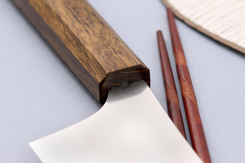 Kochmesser 24cm japanisch handgefertigt Yu Kurosaki Gekko San Maï