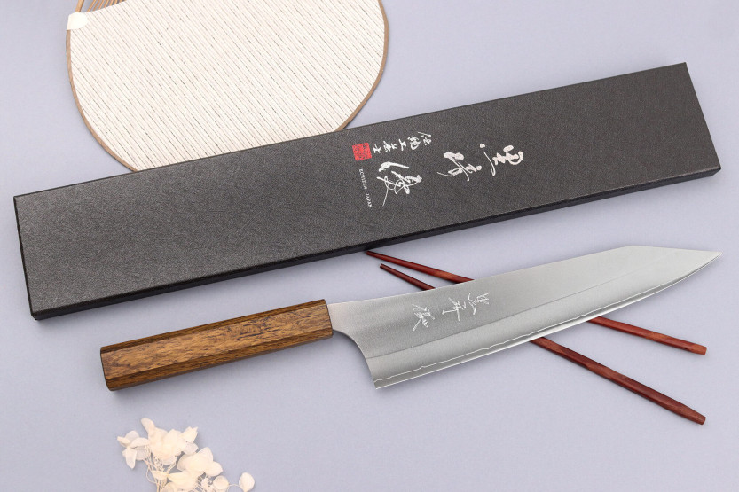 Kochmesser 24cm japanisch handgefertigt Yu Kurosaki Gekko San Maï