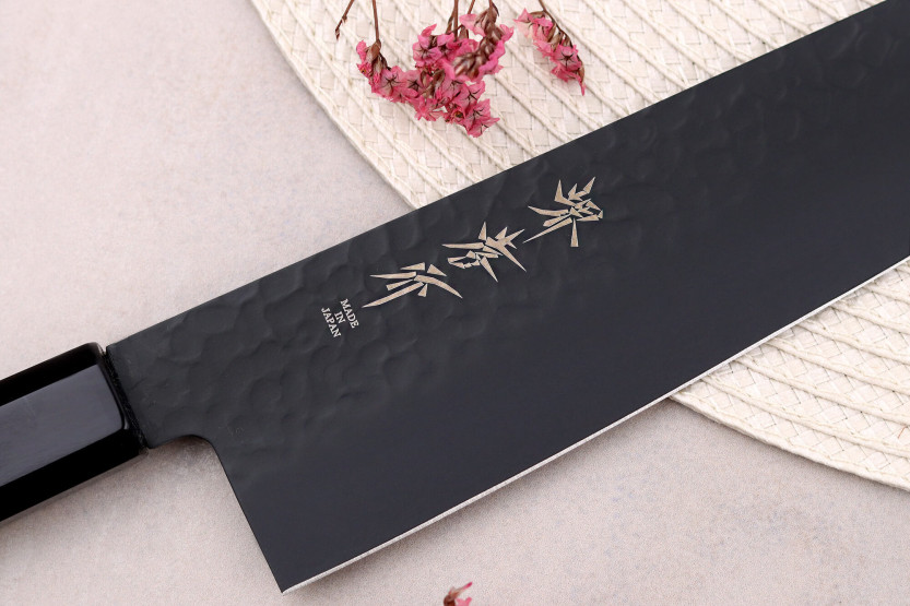 Faca de chef japonesa Sakai Takayuki Kurokage VG10 24cm com cabo em madeira wengué