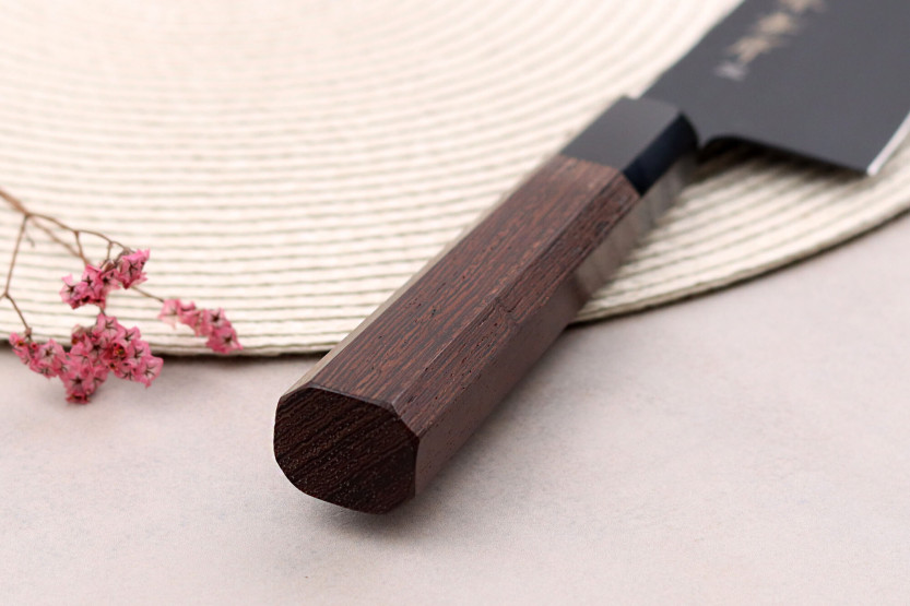 Sakai Takayuki Kurokage VG10 24 cm, coltello da chef giapponese con manico in legno di wengé