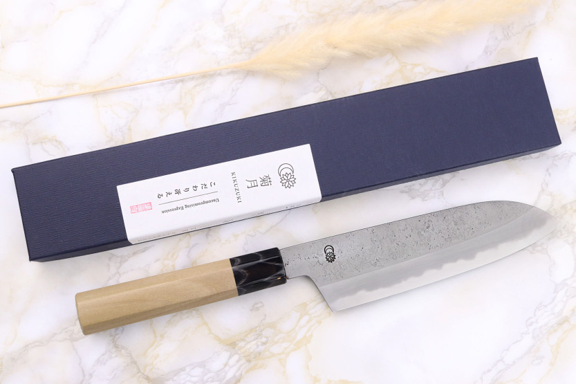 Sakai Kikumori Kikuzuki Rin 18 cm coltello santoku giapponese fatto a mano