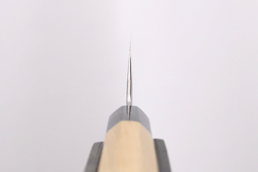 Sakai Kikumori Kikuzuki Rin 18 cm santokukniv japansk håndlaget