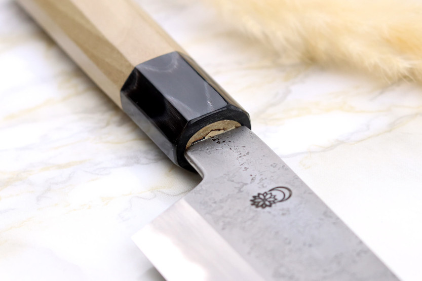 Sakai Kikumori Kikuzuki Rin 18cm santoku mes japans handgemaakt