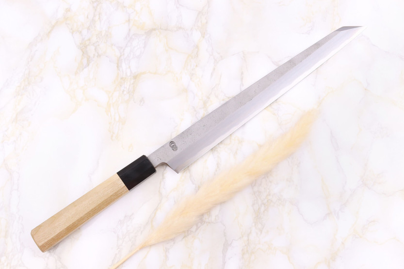 Sakai Kikumori Kikuzuki Rin 27cm kiritsuke yanagiba cuchillo japonés hecho a mano