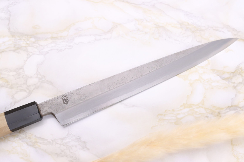 Sakai Kikumori Kikuzuki Rin 24 cm japansk håndlaget yanagibakniv