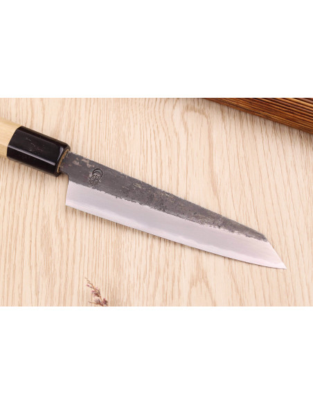 Sakai Kikumori Kikuzuki Kuro 13,5 cm universal kiritsuke-kniv, håndlaget i Japan