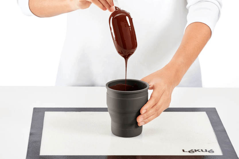 Set de 4 moldes de helado Lékué Classic Creamy + tarrina de helado de silicona negra