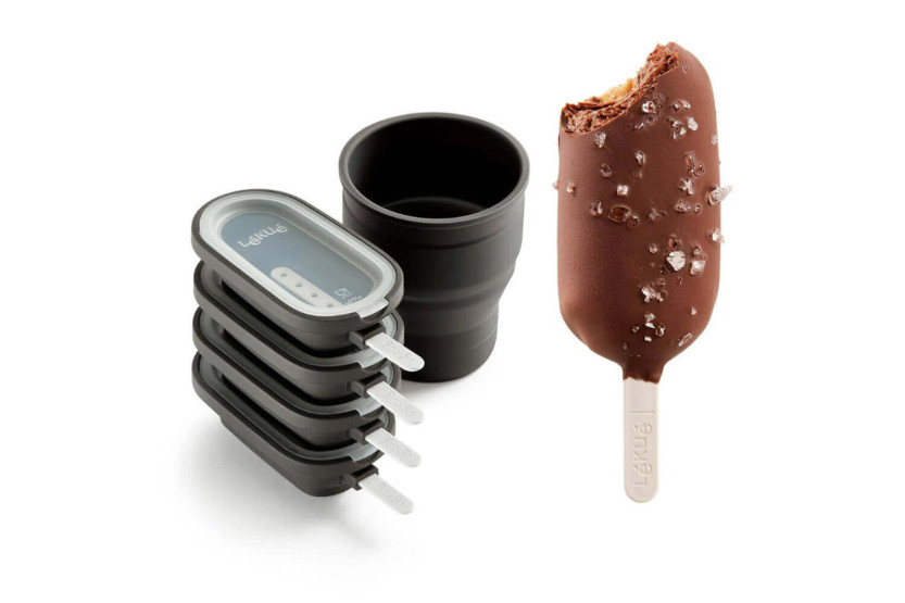 Set med 4 Lékué Classic Creamy glassformar + svart silikonkruka
