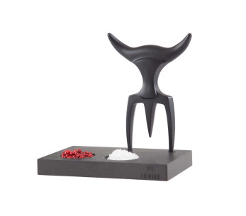 Forchetta da carne Tridens in edizione limitata in onice con base in paperstone