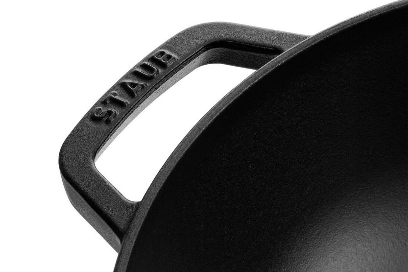 Staub gjutjärnswok 30cm med glaslock + grill