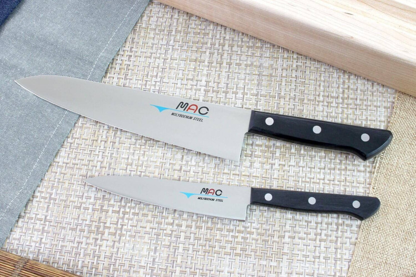 Set of 2 MAC Chef Japanese knives: Universal + Chef